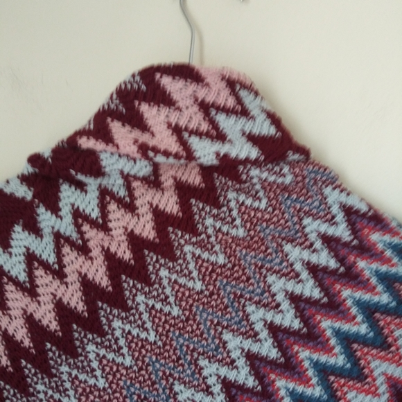 Knit Cape Poncho with Fringe Size OS - Picture 5 of 7